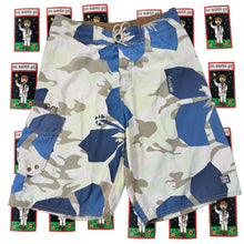 Load image into Gallery viewer, Y2K Billabong Board Board Shorts Size 30 - Image 1
