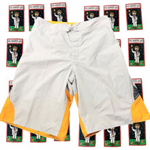 Load image into Gallery viewer, Y2K Quiksilver Men's Boardshorts Size 28-30 - Image 1