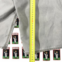 Load image into Gallery viewer, Y2K Quiksilver Men's Boardshorts Size 32 - Image 6