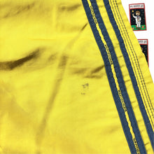 Load image into Gallery viewer, Y2k Quiksilver Men's Boardshorts Size 32 - Image 2