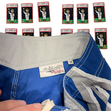 Load image into Gallery viewer, Y2K Billabong Board Board Shorts Size 32 - Image 2
