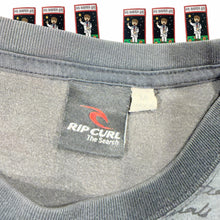 Load image into Gallery viewer, Y2K Rip Curl Size M T-shirt - Image 2