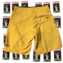 Load image into Gallery viewer, Y2k Quiksilver Men's Boardshorts Size 32 - Image 2