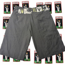 Load image into Gallery viewer, Men's Grey Pinstripe Cargo Walk Shorts Size 34 - Image 2