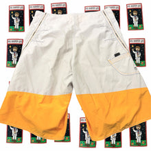 Load image into Gallery viewer, Y2K Quiksilver Men's Boardshorts Size 28-30 - Image 2