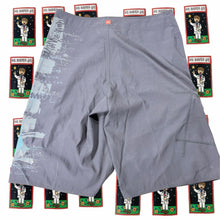 Load image into Gallery viewer, Y2k Quiksilver Men's Boardshorts Size 32 - Image 2
