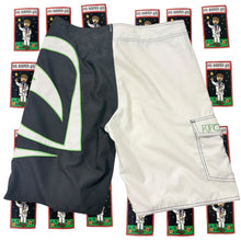 Load image into Gallery viewer, Y2K Rip Curl Board Shorts Size 30 - Image 3