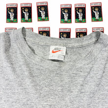 Load image into Gallery viewer, Vintage 90s Nike Niketown USA Grey T-Shirt Size L - Image 3
