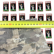 Load image into Gallery viewer,  Roxy Y2K Camo Cargo Shorts Ladies Size 10 - Image 4