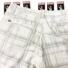 Load image into Gallery viewer, Y2k Quiksilver Walk shorts White Size 36 - Image 4