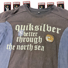 Load image into Gallery viewer, Y2K Quiksilver T-Shirt Size XL - Image 2