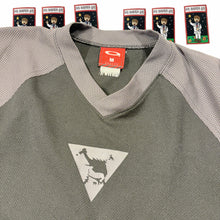 Load image into Gallery viewer, Y2K Oakley Mesh Long Sleeve Jersey Grey Size M - Image 2