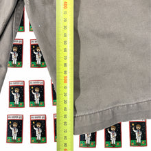 Load image into Gallery viewer, Y2k Quiksilver Walkshorts Size 30 - Image 7