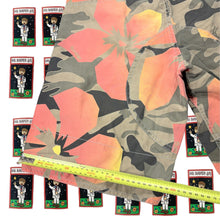 Load image into Gallery viewer, Y2K Billabong Board Board Shorts Size 30  - Image 7