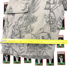 Load image into Gallery viewer, Y2K Billabong Cargo Shorts Size 30 - Image 7