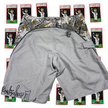 Load image into Gallery viewer, Y2K Quiksilver Boardshort Size 34