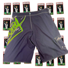 Load image into Gallery viewer, Y2K Billabong Boardshorts Size 34