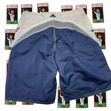 Load image into Gallery viewer, Y2K Rip Curl Boardshort Size 32